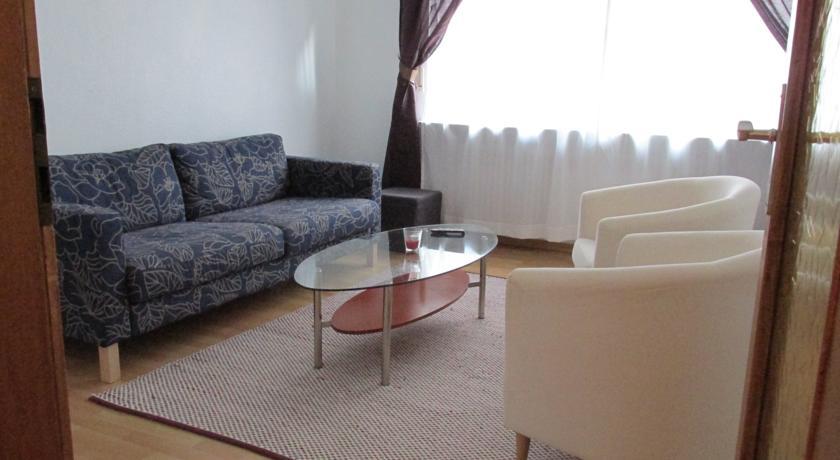 Apartments Mayen Bilik gambar